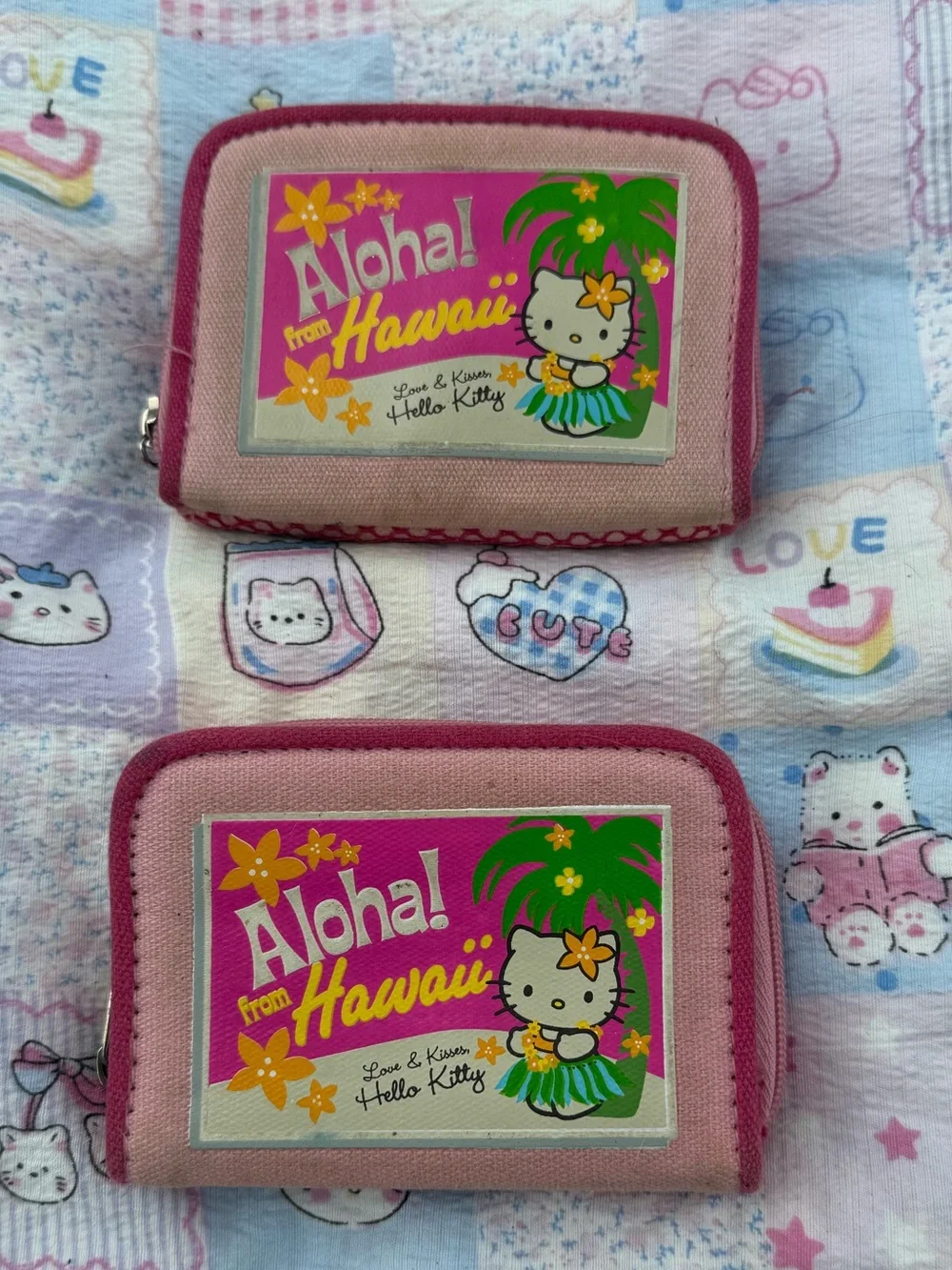 VINTAGE Sanrio Hello Kitty Pink Aloha from Hawaii Wallet - Cute Travel Pouch
